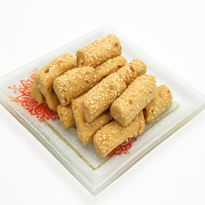 Ghraiba hummos with almond